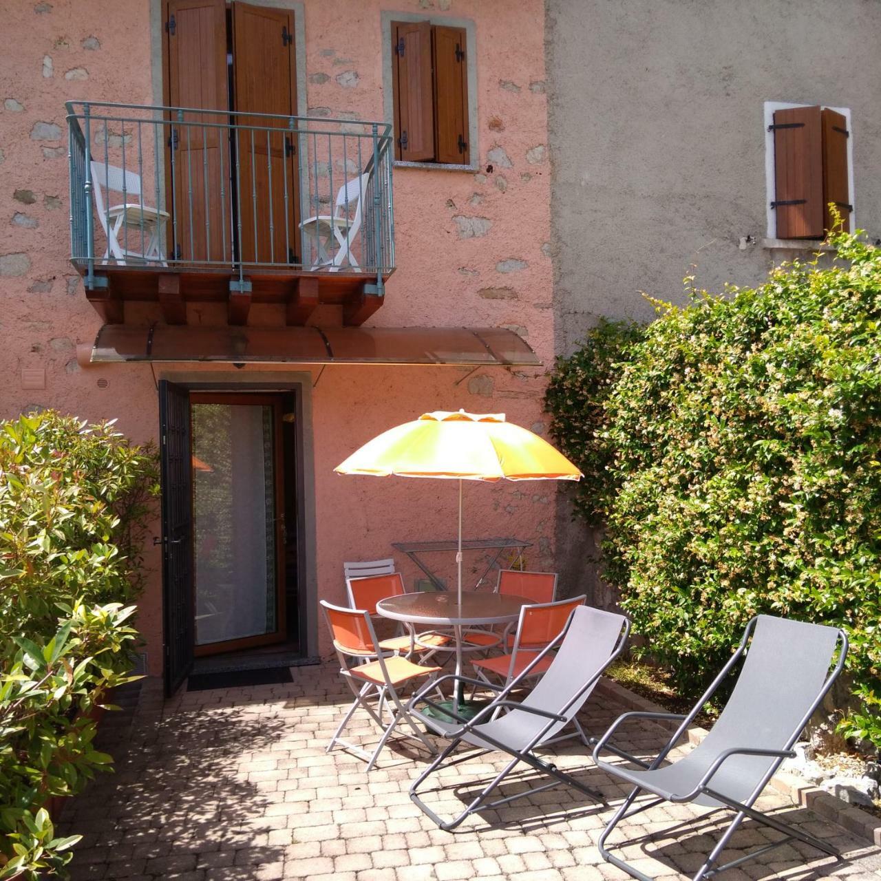 Apartment Ulivi Sul Garda Garden By Gardadomusmea